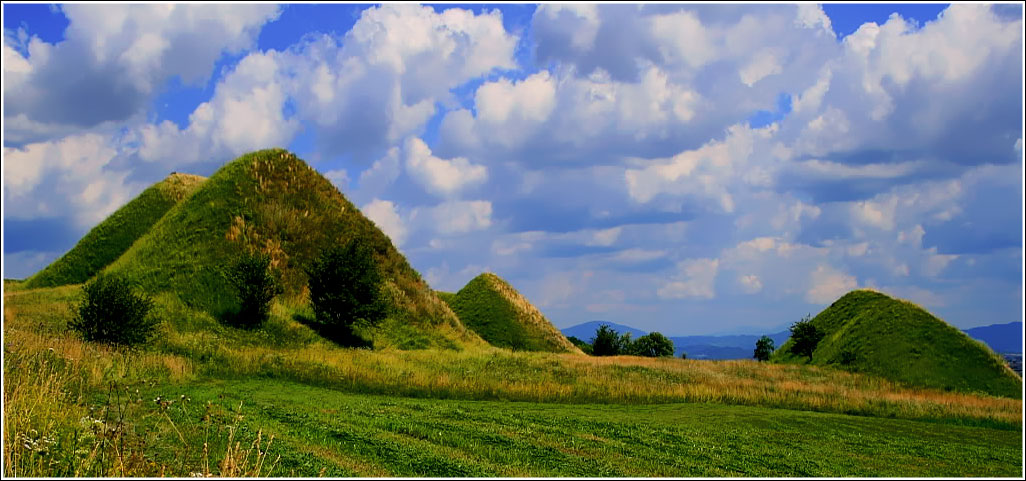 Piramide misterioase în Făgăraș